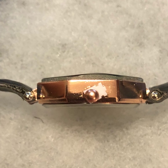 Watch - Picture 4 of 5